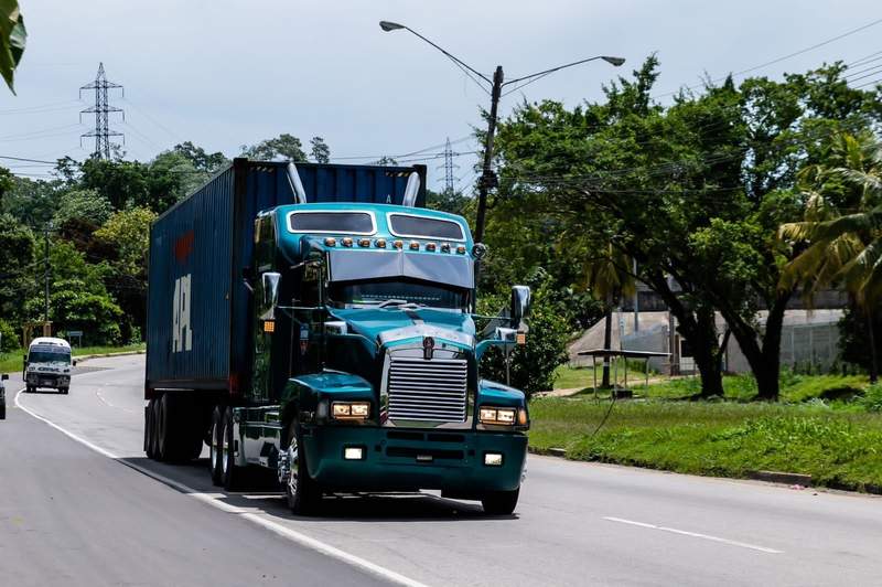 Kenworth · APL Container
